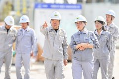 <b>初心如炬怯抢先——“全国劳模”李立新的34年奋</b>